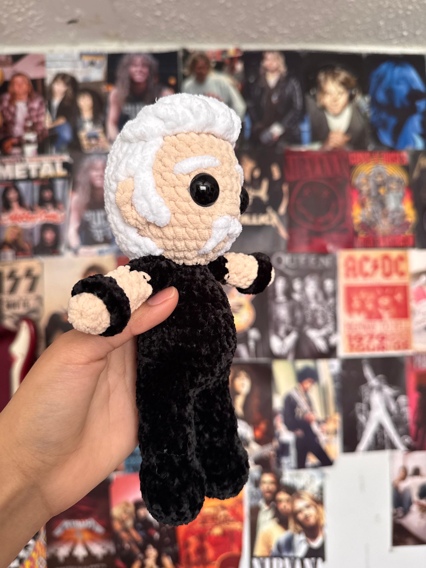 Papa Het inspired crochet doll