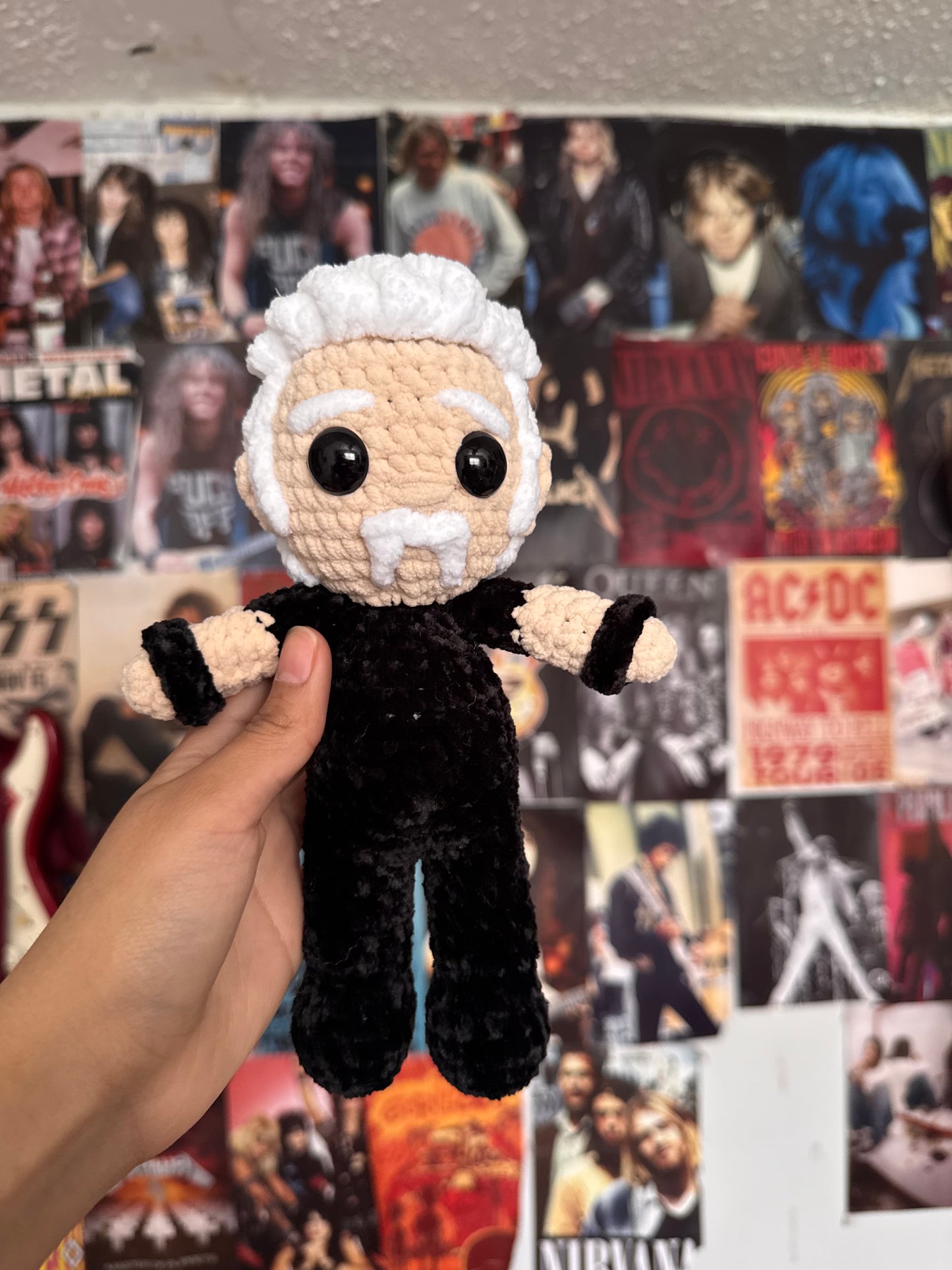 Papa Het inspired crochet doll